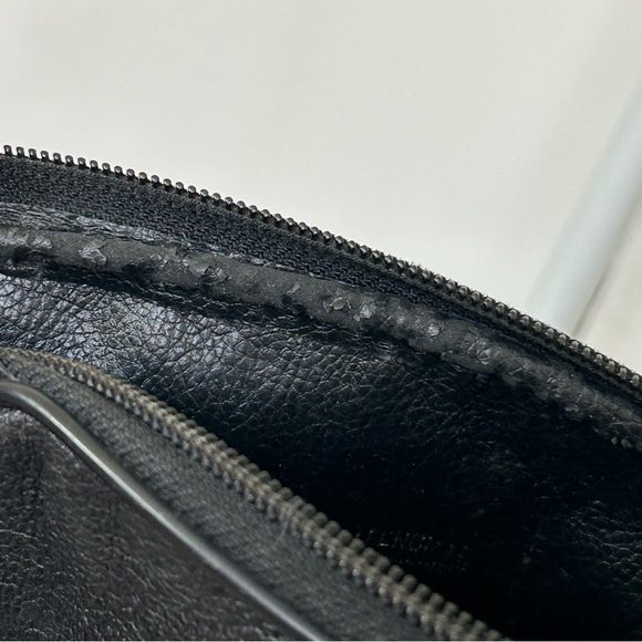 Fendi Vintage Black Leather Crossbody Bag - Picture 12 of 16